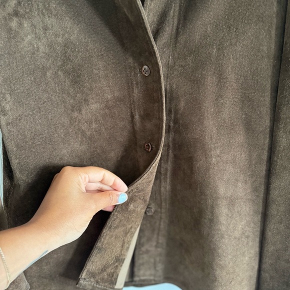 Vintage 100% genuine suede chocolate brown button down - Picture 4 of 7